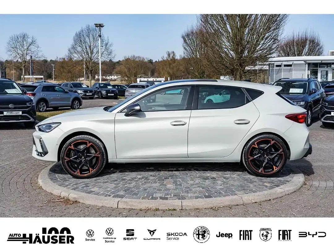 CUPRA Leon - Thumbnail 2