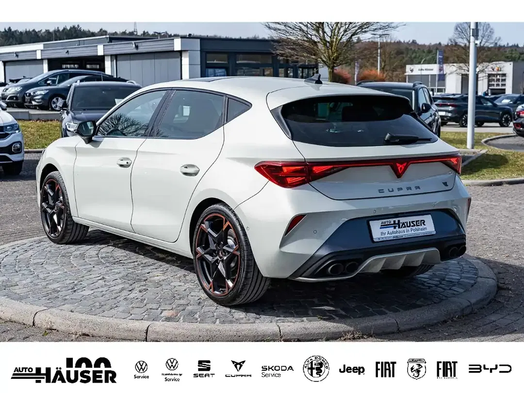 CUPRA Leon - Thumbnail 3