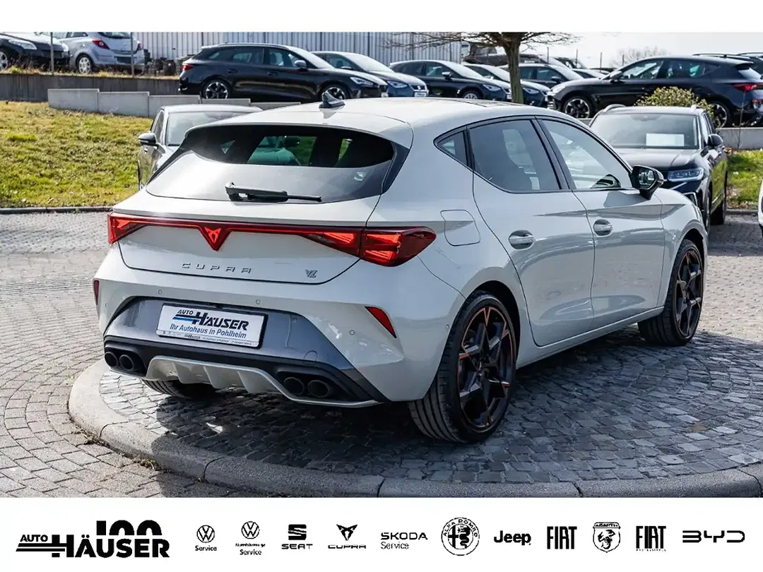 CUPRA Leon - Thumbnail 4