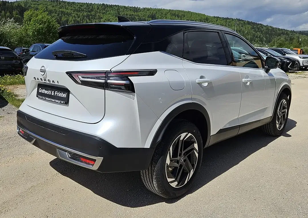 Nissan Qashqai - Thumbnail 12