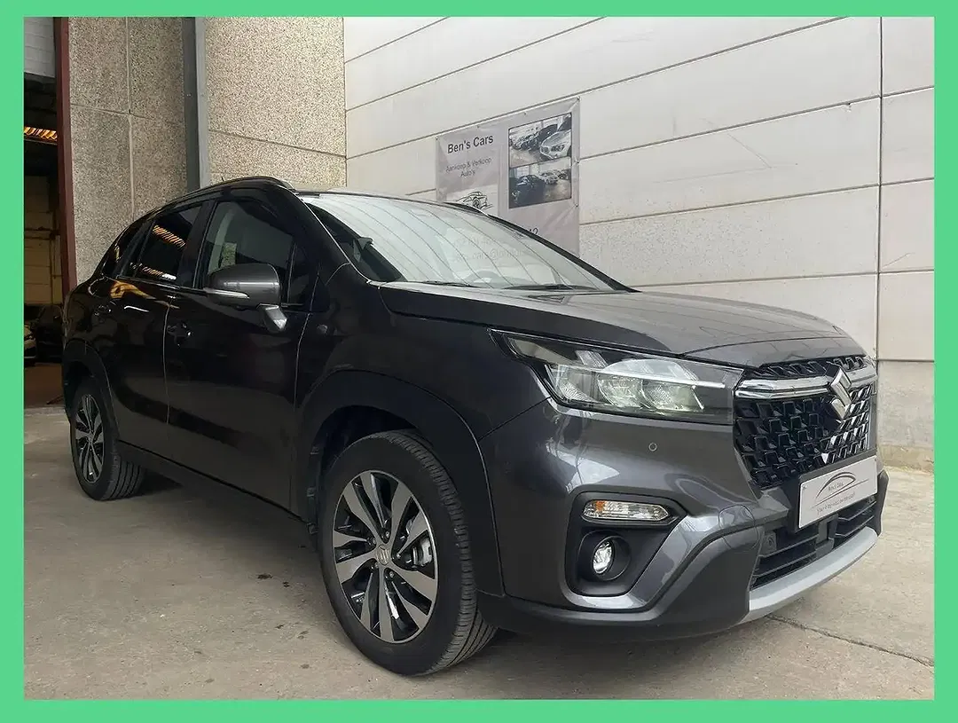 Suzuki SX4 S-Cross - Thumbnail 1