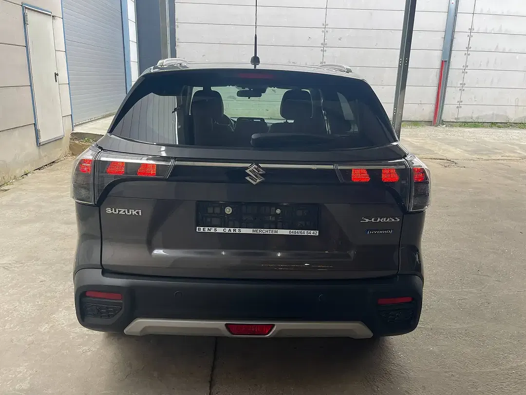 Suzuki SX4 S-Cross - Thumbnail 6
