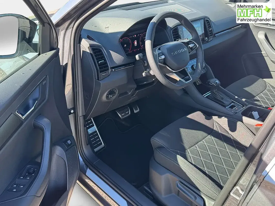 Skoda Karoq - Thumbnail 10