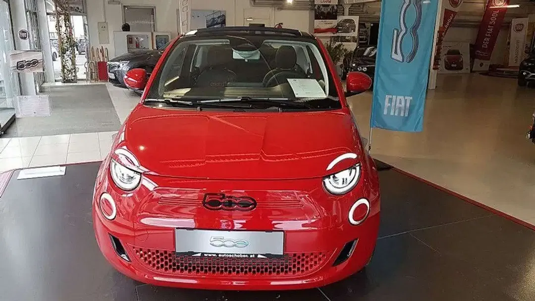 Fiat 500C - Thumbnail 1