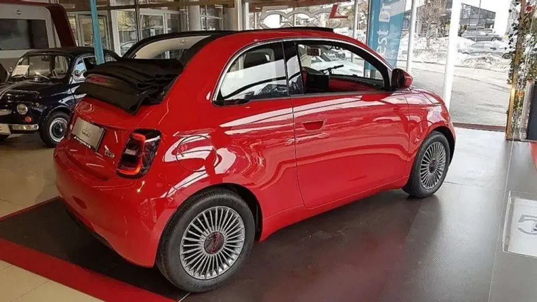 Fiat 500C - Thumbnail 3