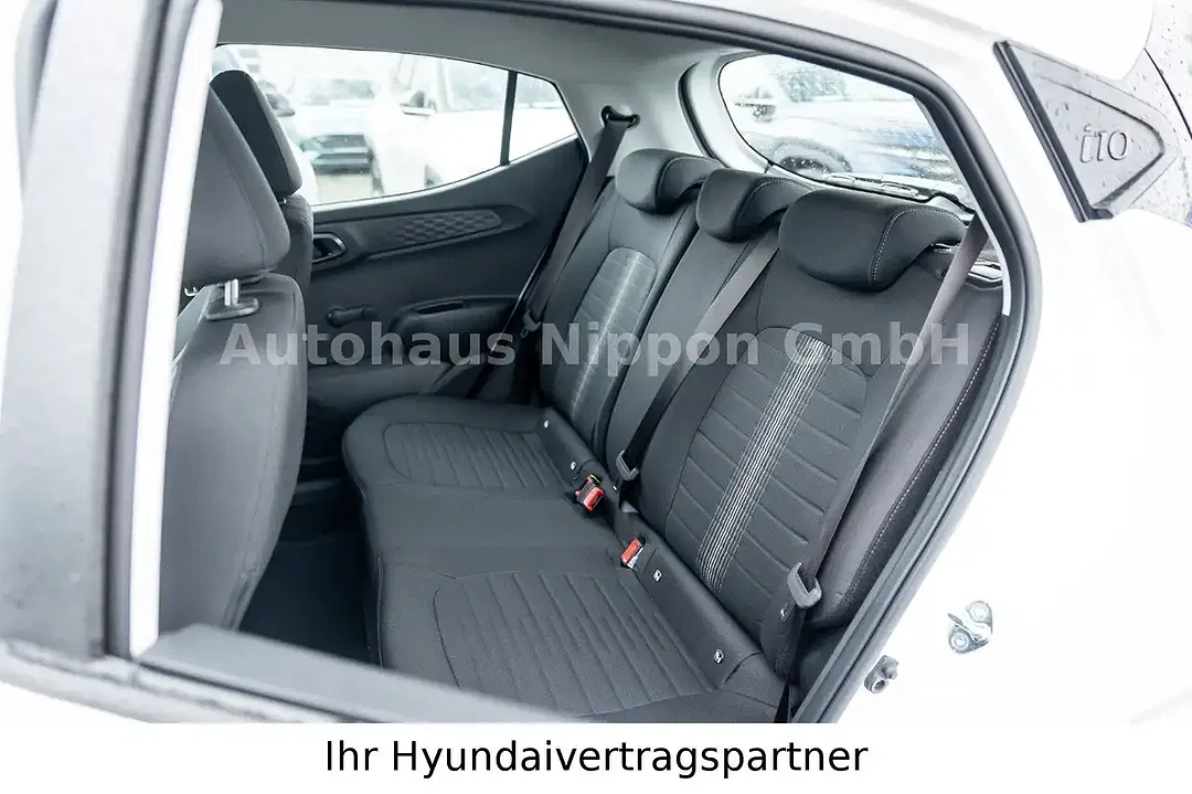 Hyundai i10 - Thumbnail 7