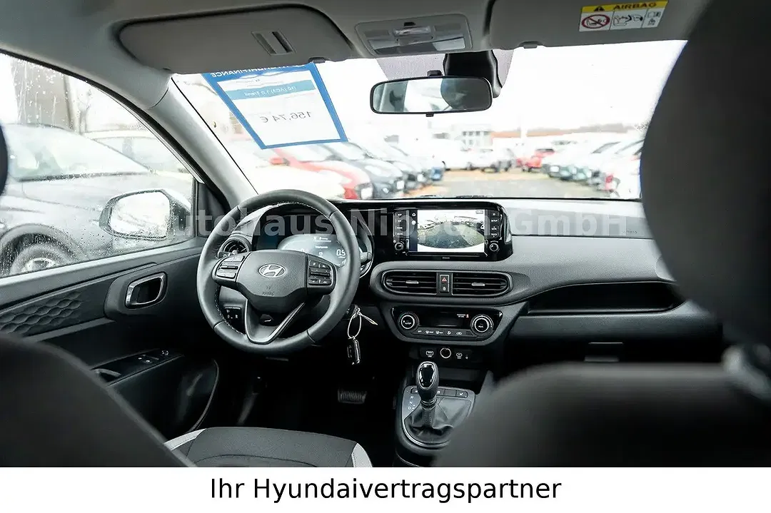 Hyundai i10 - Thumbnail 8