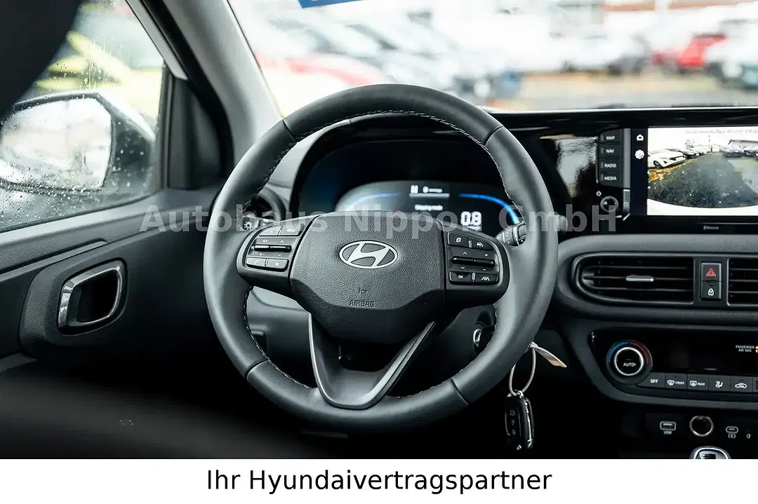 Hyundai i10 - Thumbnail 9