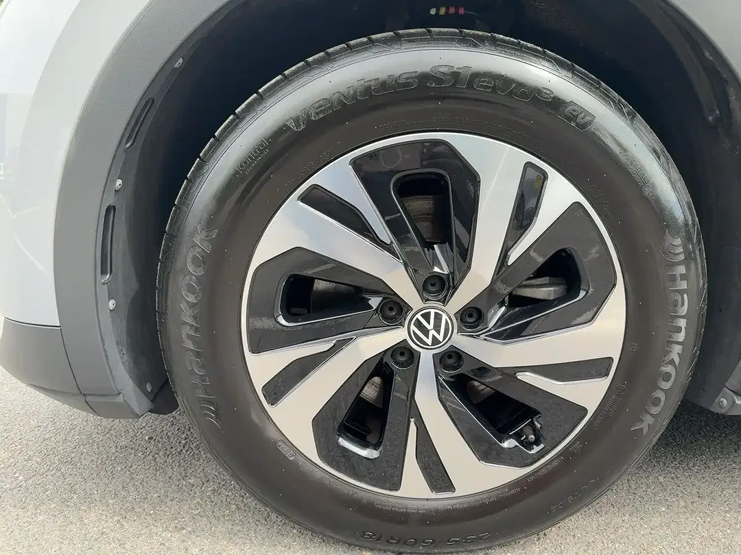 Volkswagen ID.4 - Thumbnail 14