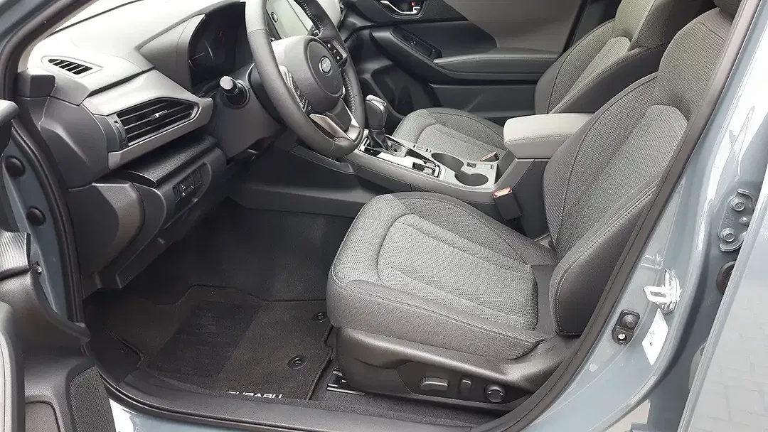 Subaru Crosstrek - Thumbnail 7