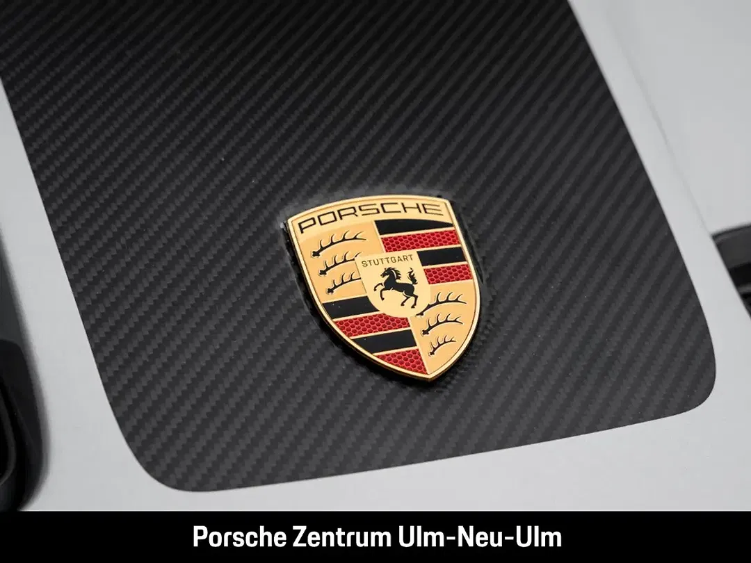 Porsche 992 - Thumbnail 10