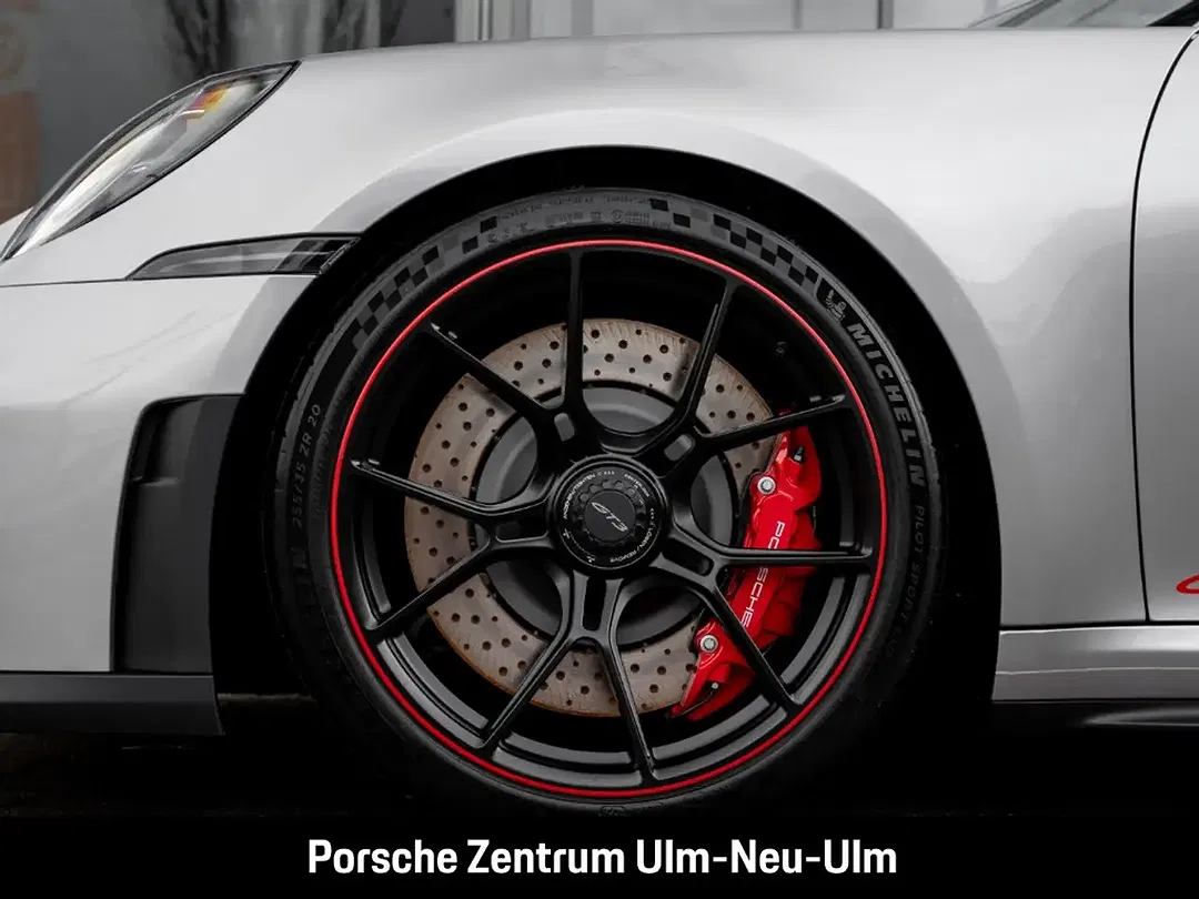 Porsche 992 - Thumbnail 8