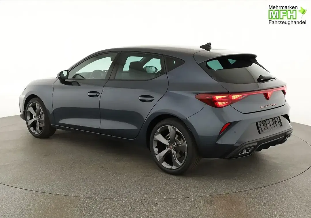 CUPRA Leon - Thumbnail 3