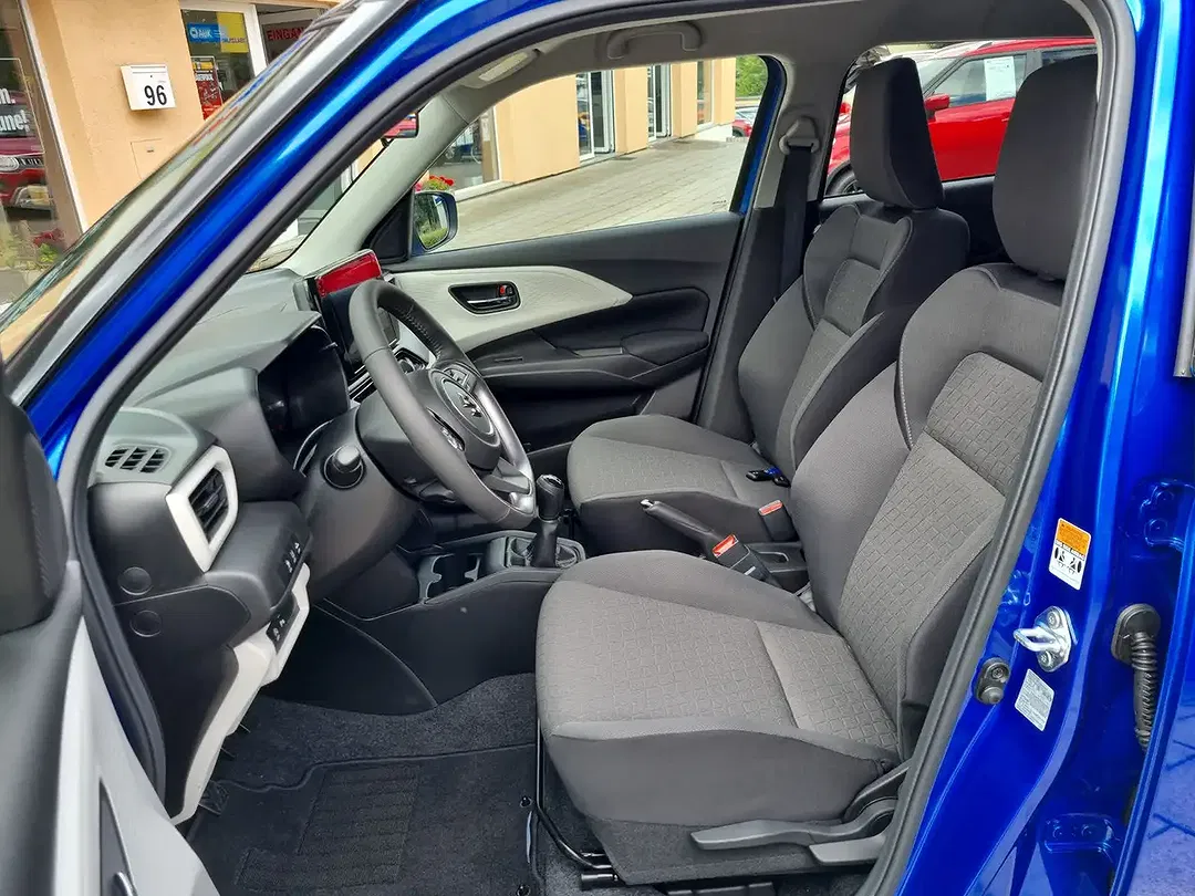 Suzuki Swift - Thumbnail 14