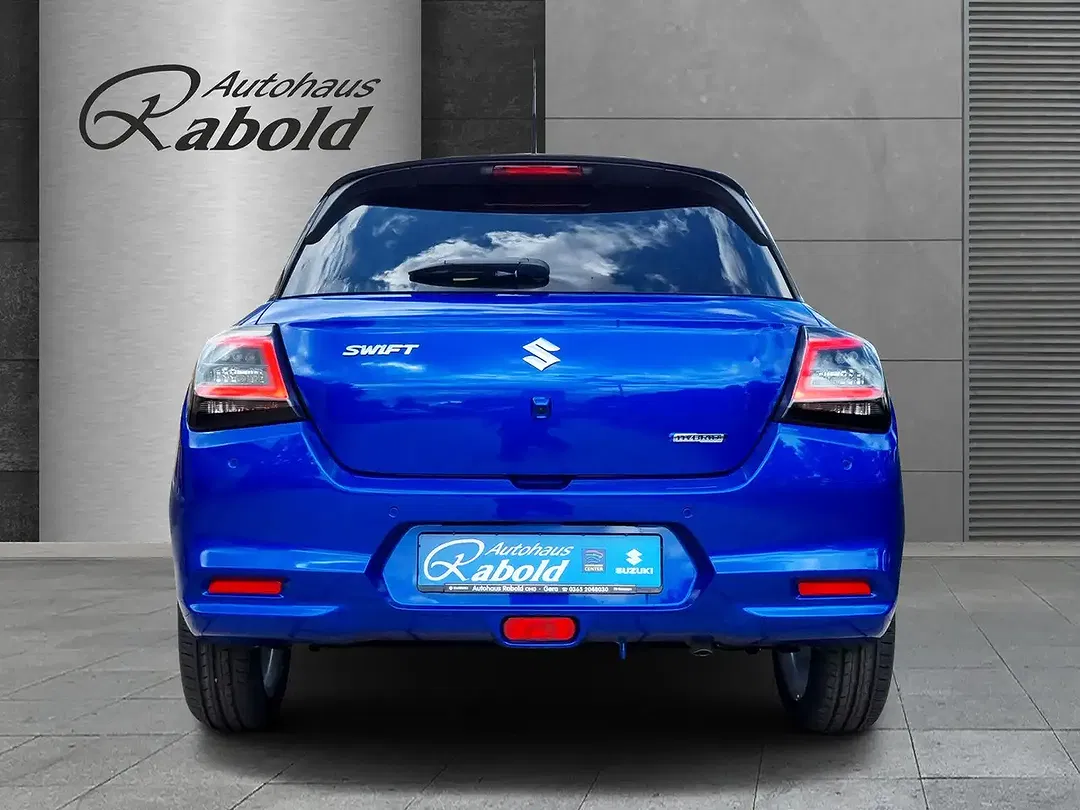 Suzuki Swift - Thumbnail 4