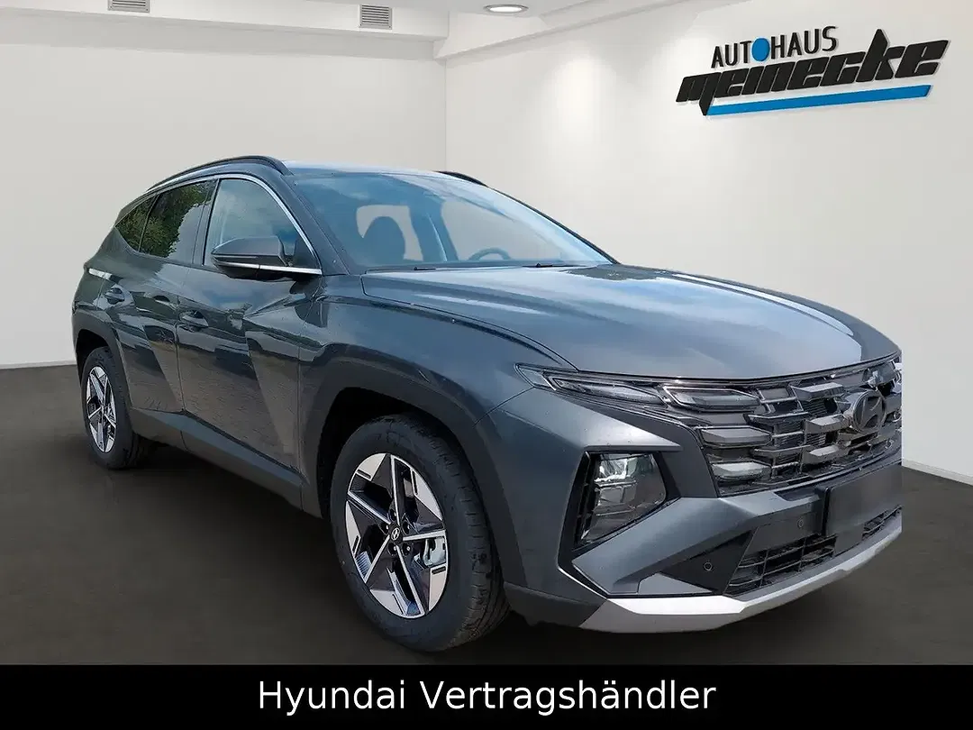 Hyundai TUCSON - Thumbnail 2