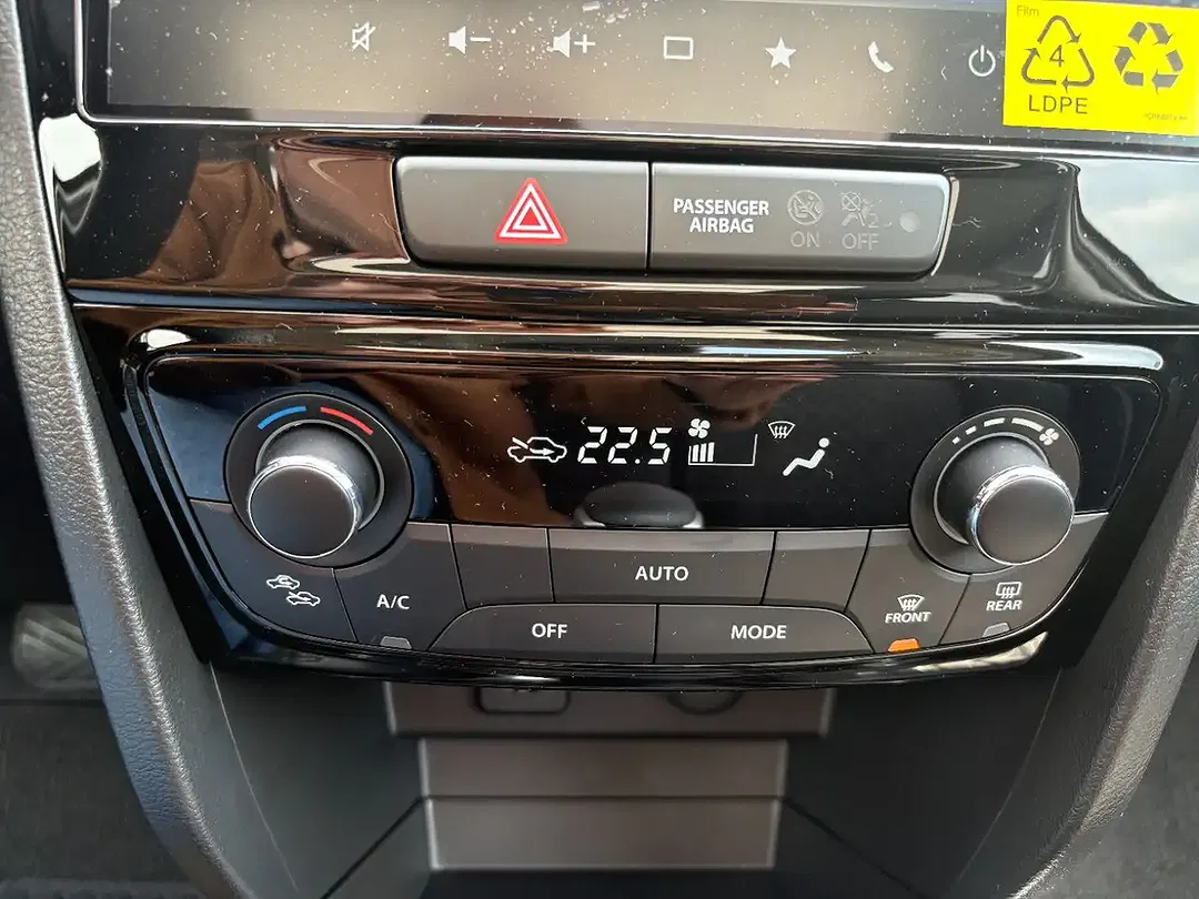 Suzuki Vitara - Thumbnail 9