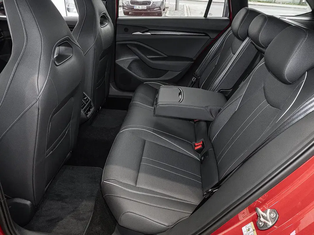 Skoda Superb - Thumbnail 15