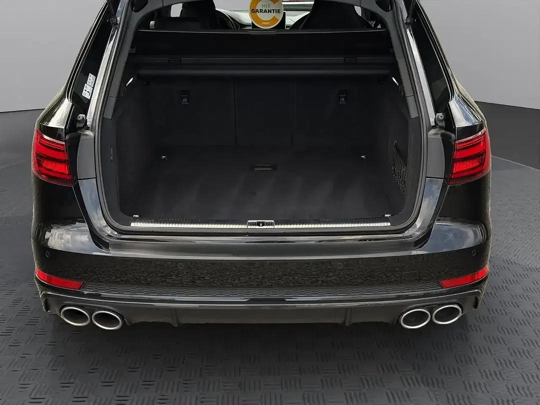 Audi S4 - Thumbnail 11