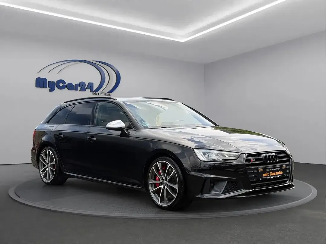 Audi S4 - Thumbnail 2