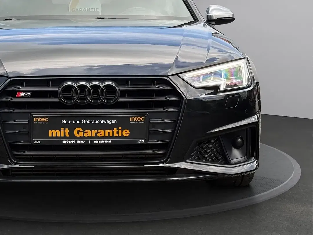 Audi S4 - Thumbnail 8