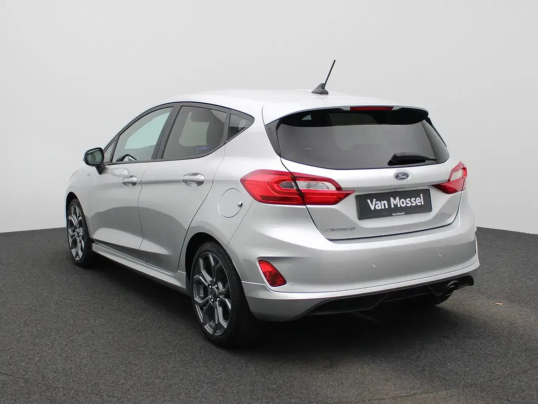Ford Fiesta - Thumbnail 2
