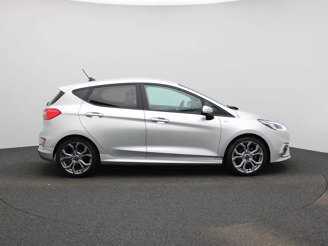 Ford Fiesta - Thumbnail 6