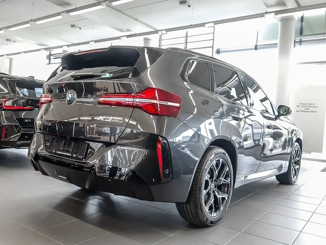 BMW X3 - Thumbnail 2