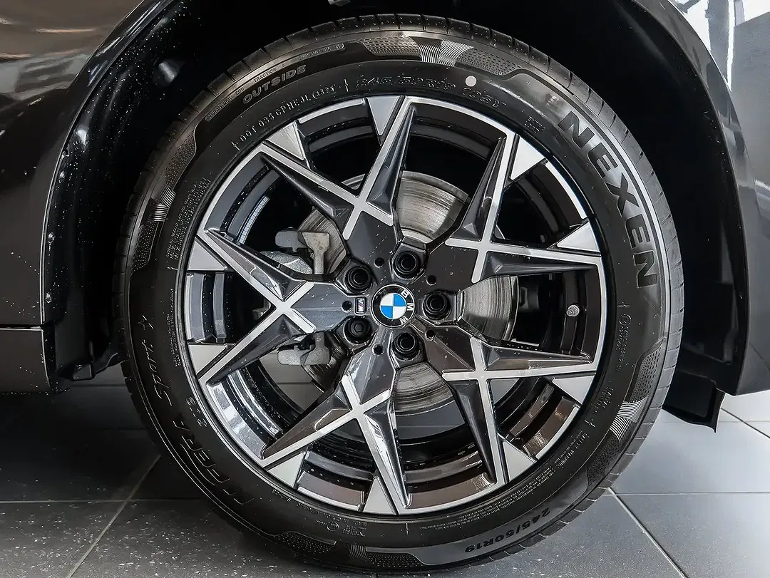 BMW X3 - Thumbnail 4