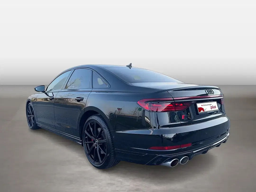 Audi S8 - Thumbnail 3