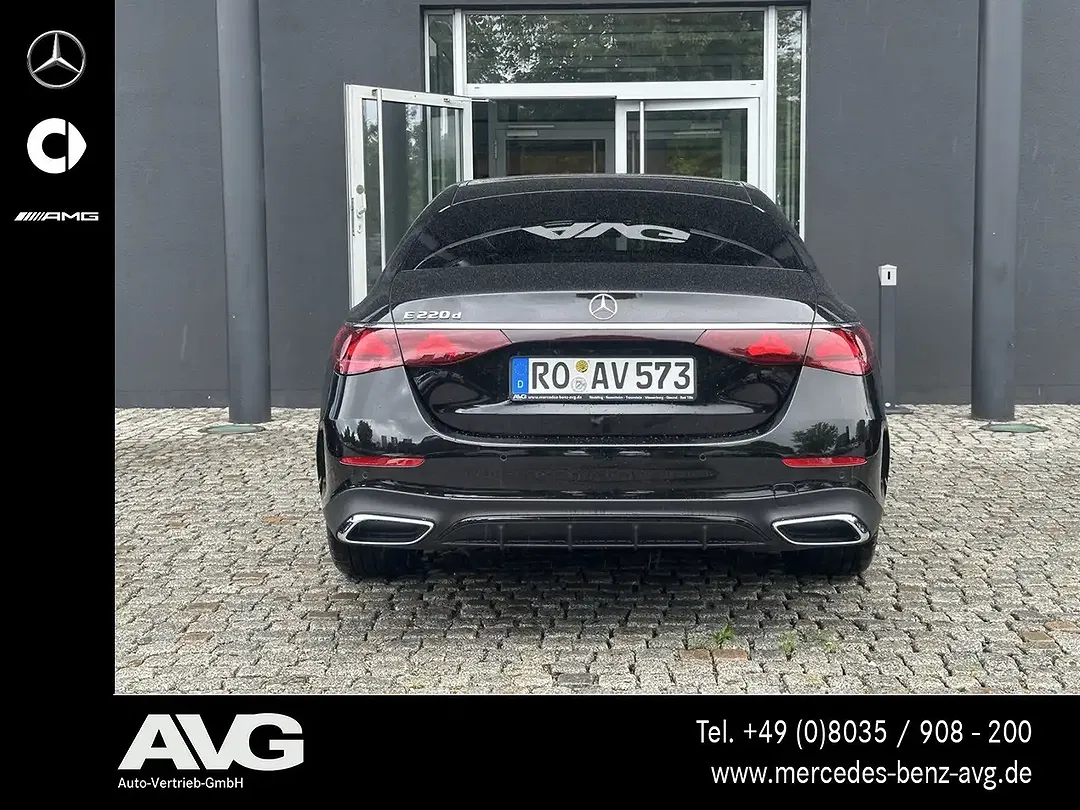 Mercedes-Benz E 220 - Thumbnail 5
