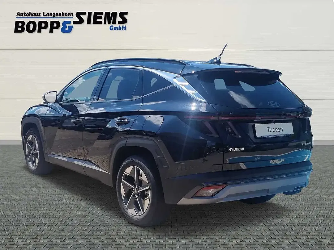 Hyundai TUCSON - Thumbnail 3