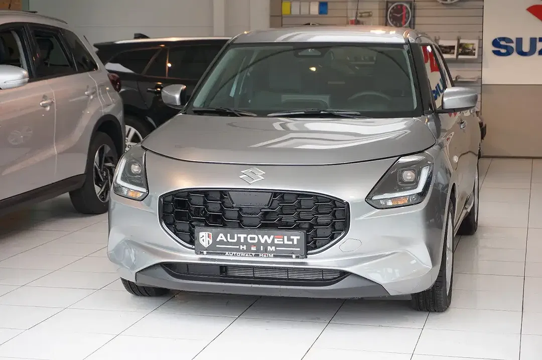 Suzuki Swift - Thumbnail 3