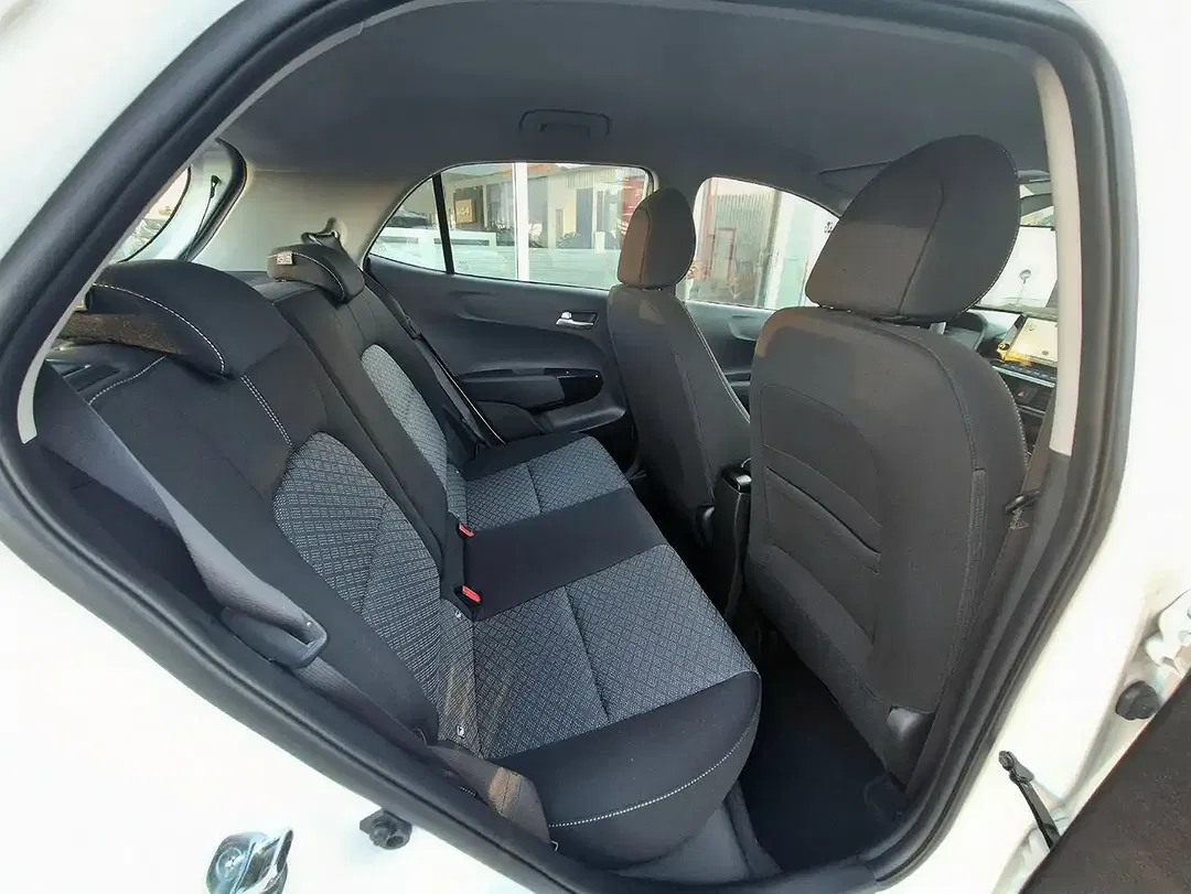 Kia Picanto - Thumbnail 10