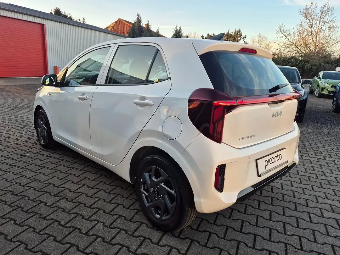 Kia Picanto - Thumbnail 4