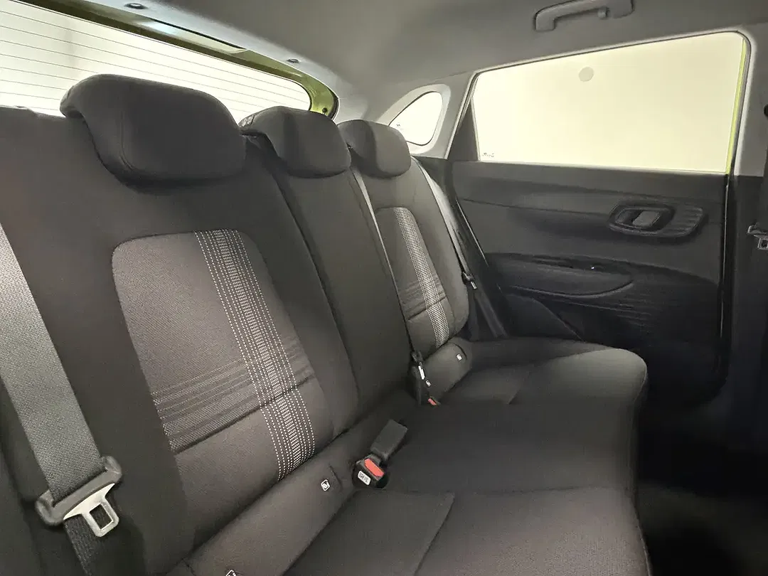 Hyundai i20 - Thumbnail 15