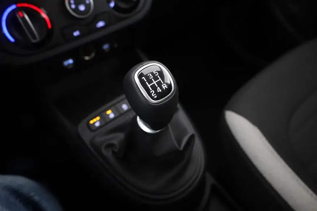 Hyundai i10 - Thumbnail 14