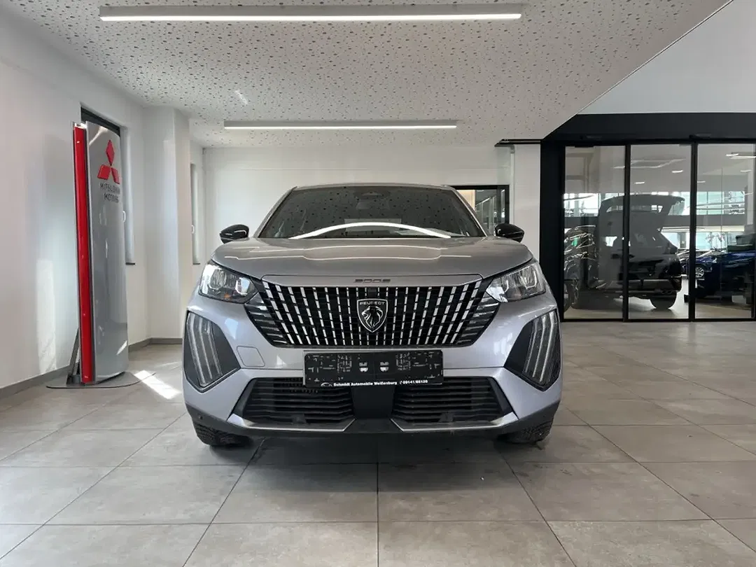 Peugeot 2008 - Thumbnail 5