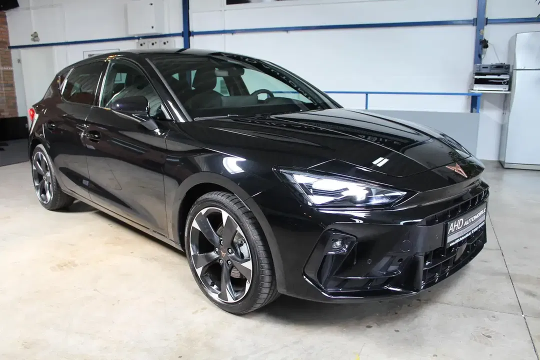 CUPRA Leon - Thumbnail 1