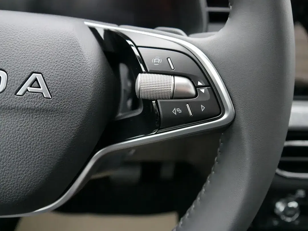 Skoda Scala - Thumbnail 14