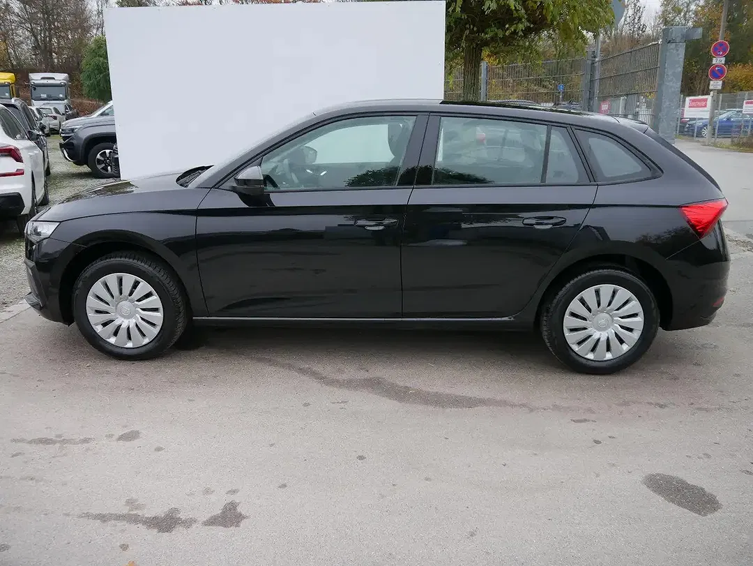 Skoda Scala - Thumbnail 5