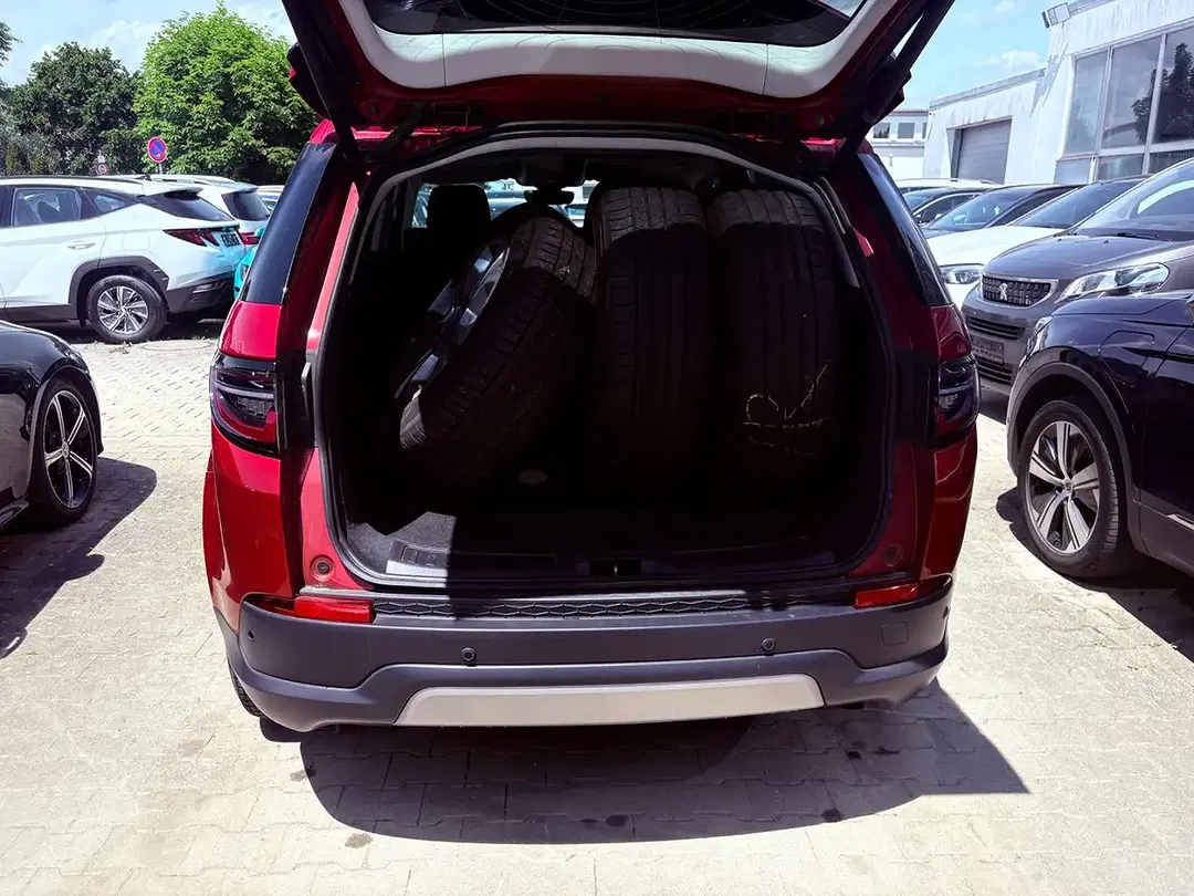 Land Rover Discovery - Thumbnail 9