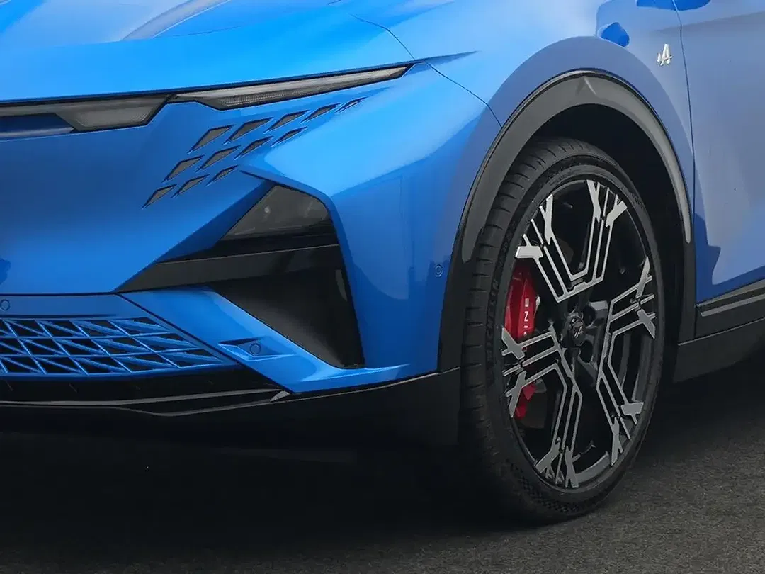 Alpine A390 - Thumbnail 8