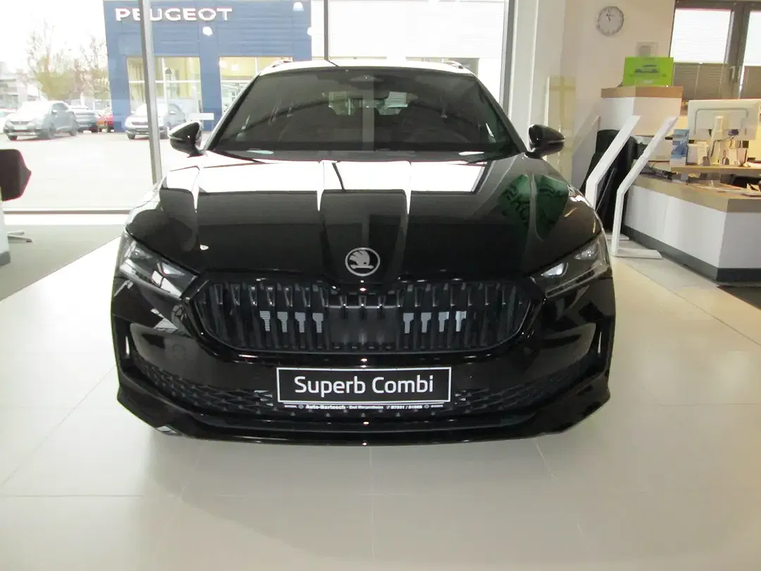 Skoda Superb - Thumbnail 2