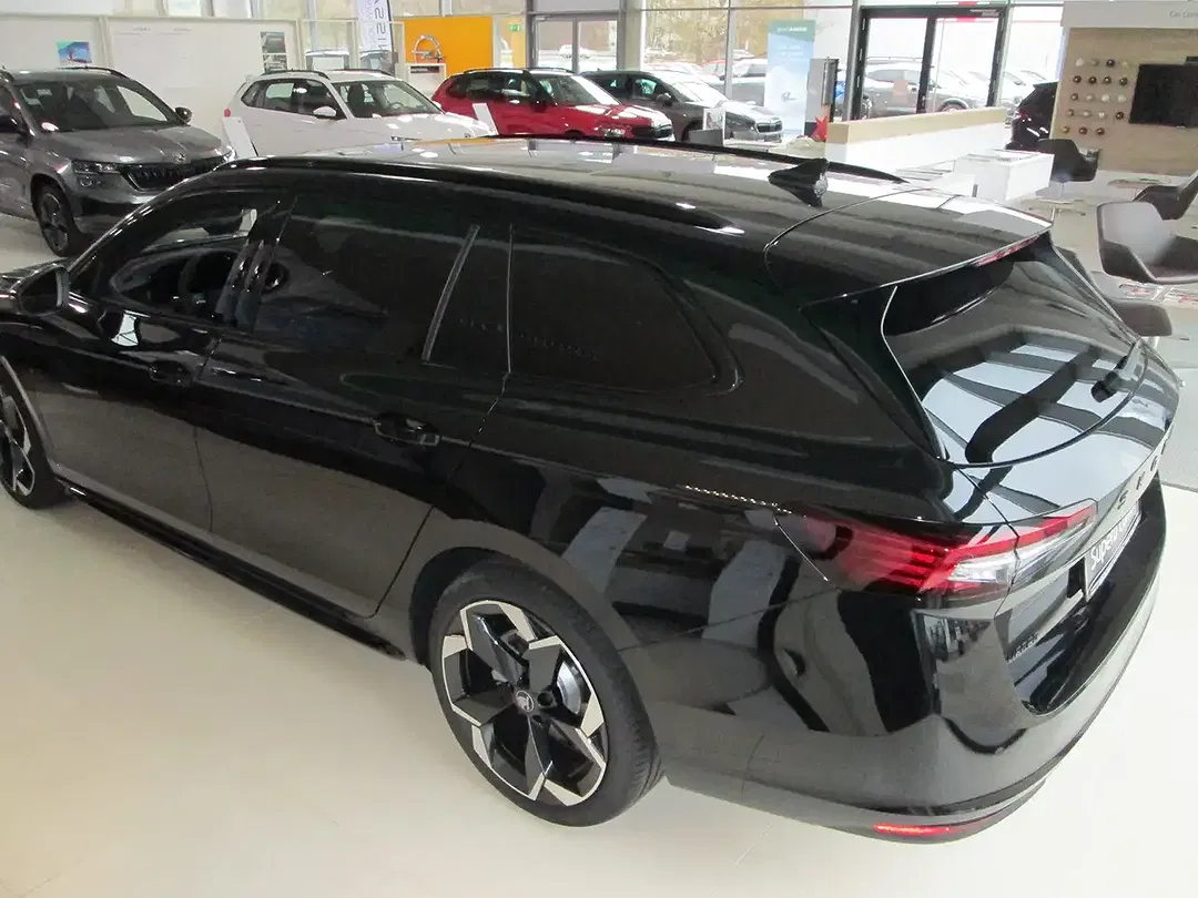 Skoda Superb - Thumbnail 5