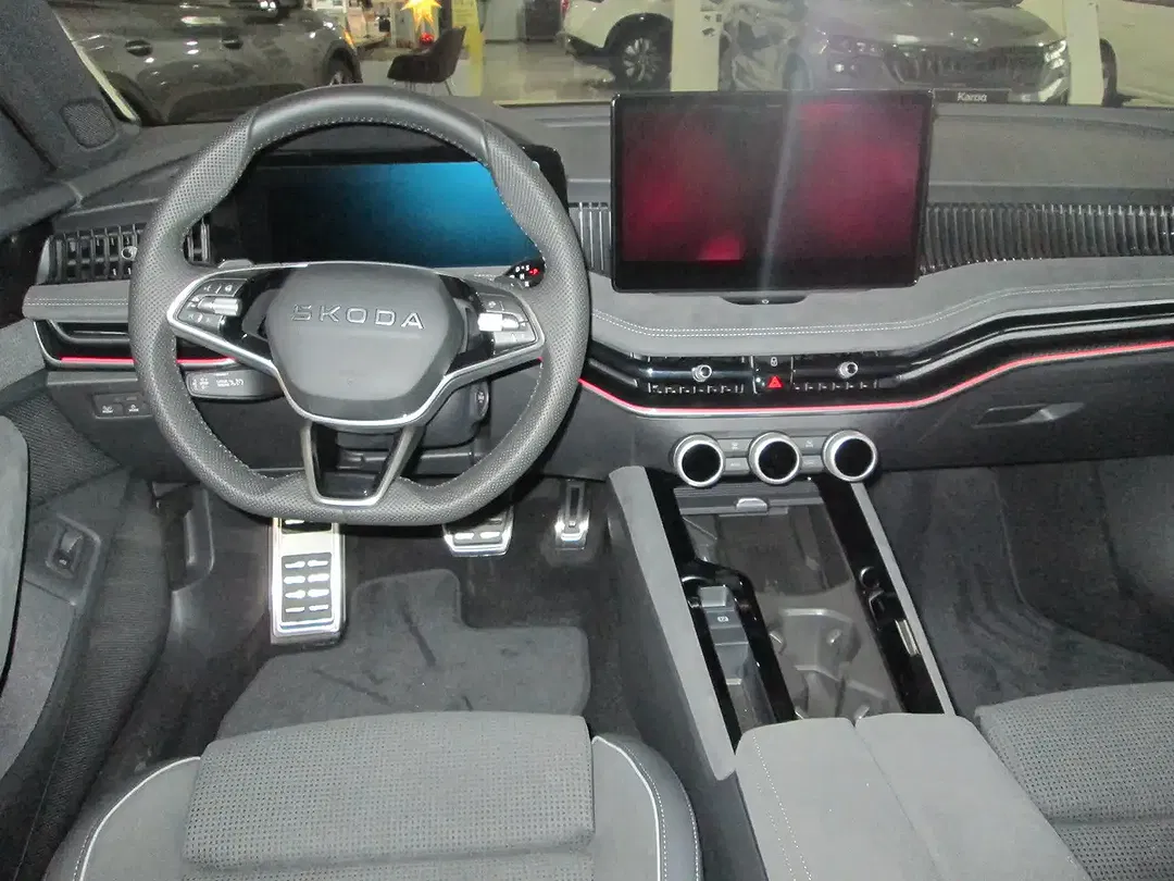 Skoda Superb - Thumbnail 7
