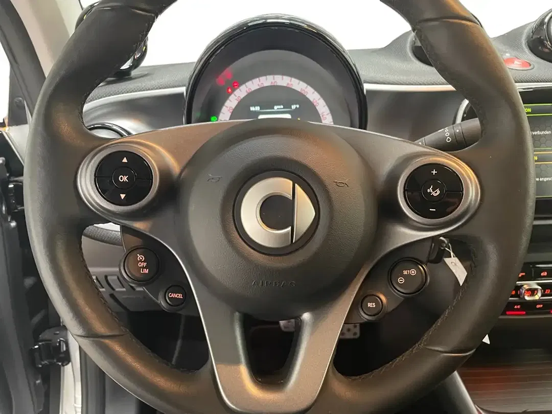 smart forTwo - Thumbnail 10