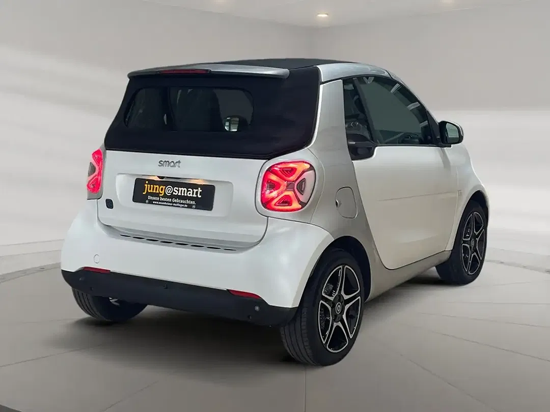 smart forTwo - Thumbnail 2