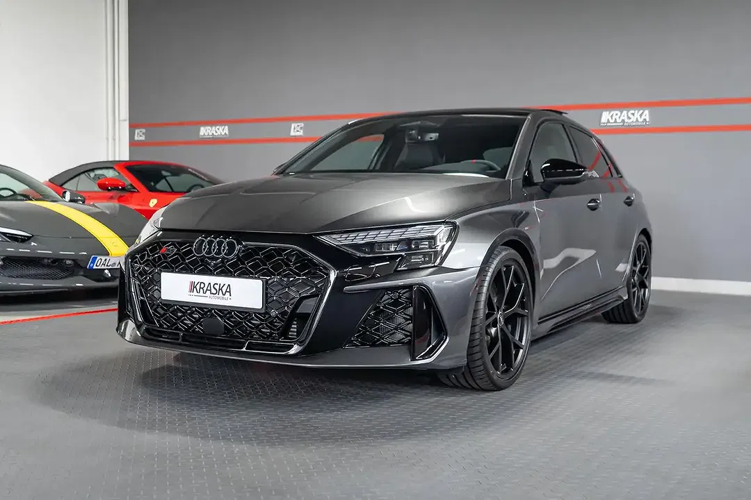 Audi RS3 - Thumbnail 4