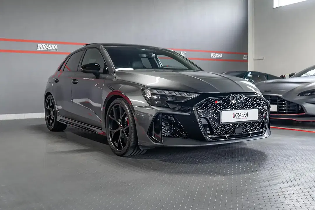 Audi RS3 - Thumbnail 6